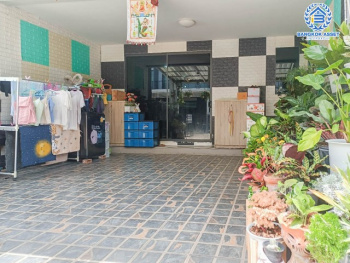 *****ทาวน์เฮ้าส์มือสอง นนทบุรี บ้านคุณภาพจากแบรนด์ Sansiri ม.สิริเพลส ติวานนท์ เนื้อที่ 21.40 ตร.ว. ฟังก์ชัน 3 ห้องนอน 3 ห้องน้ำ 2 ที่จอดรถ ตกแต่งสวย พร้อมเข้าอยู่ ทำเลเดินทางสะดวก เชื่อมต่อถนนรัตนาธิเบศร์, ถนนแจ้งวัฒนะ, ถนนบางกรวย-ไทรน้อย, ถนนชัยพฤกษ์ ใกล้โรบินสันศรีสมาน และทางด่วน "อุดรรัถยา" จองเลย!